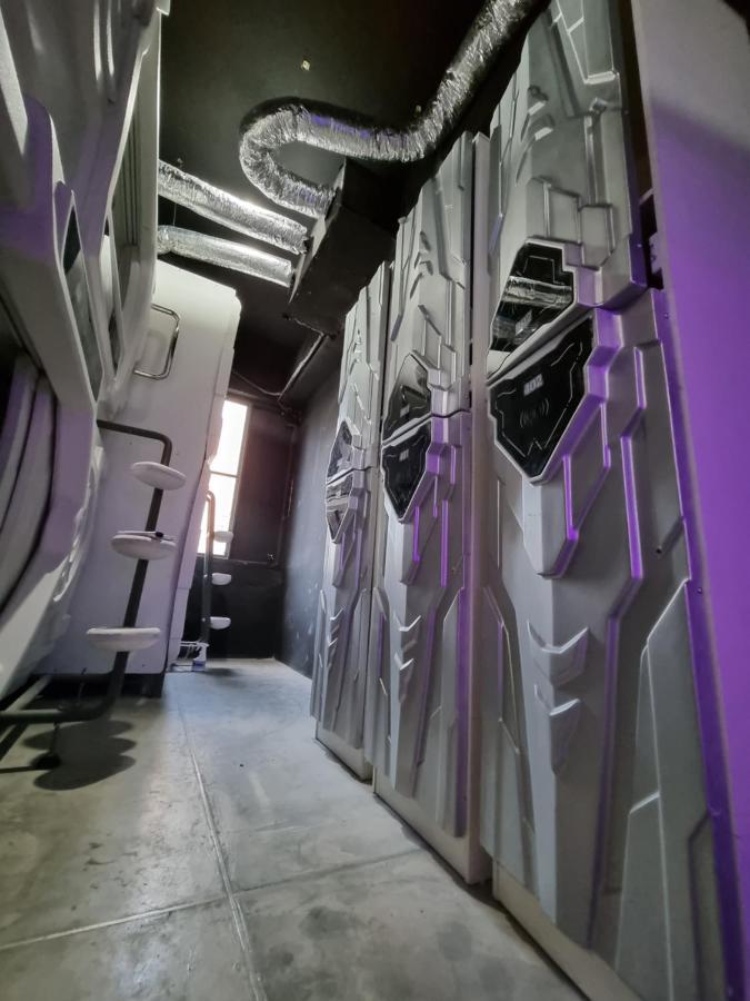 Met A Space Pod @Phrom Phong Μπανγκόκ Εξωτερικό φωτογραφία