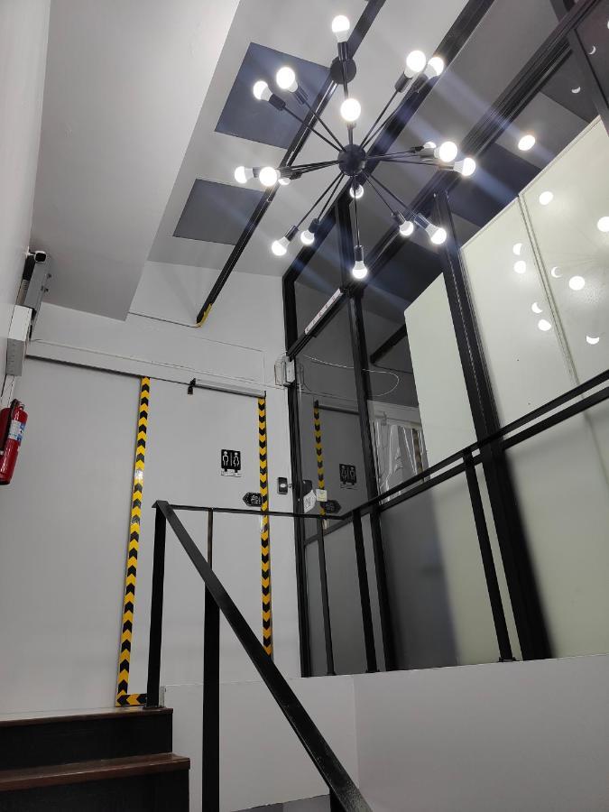 Met A Space Pod @Phrom Phong Μπανγκόκ Εξωτερικό φωτογραφία